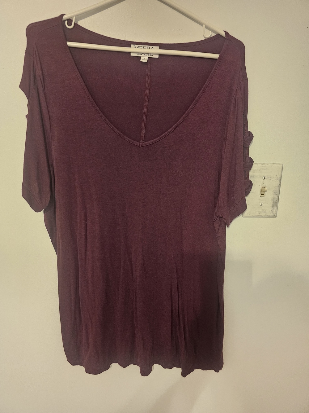 V-Neck Short Sleeve Tee in Deep Plum